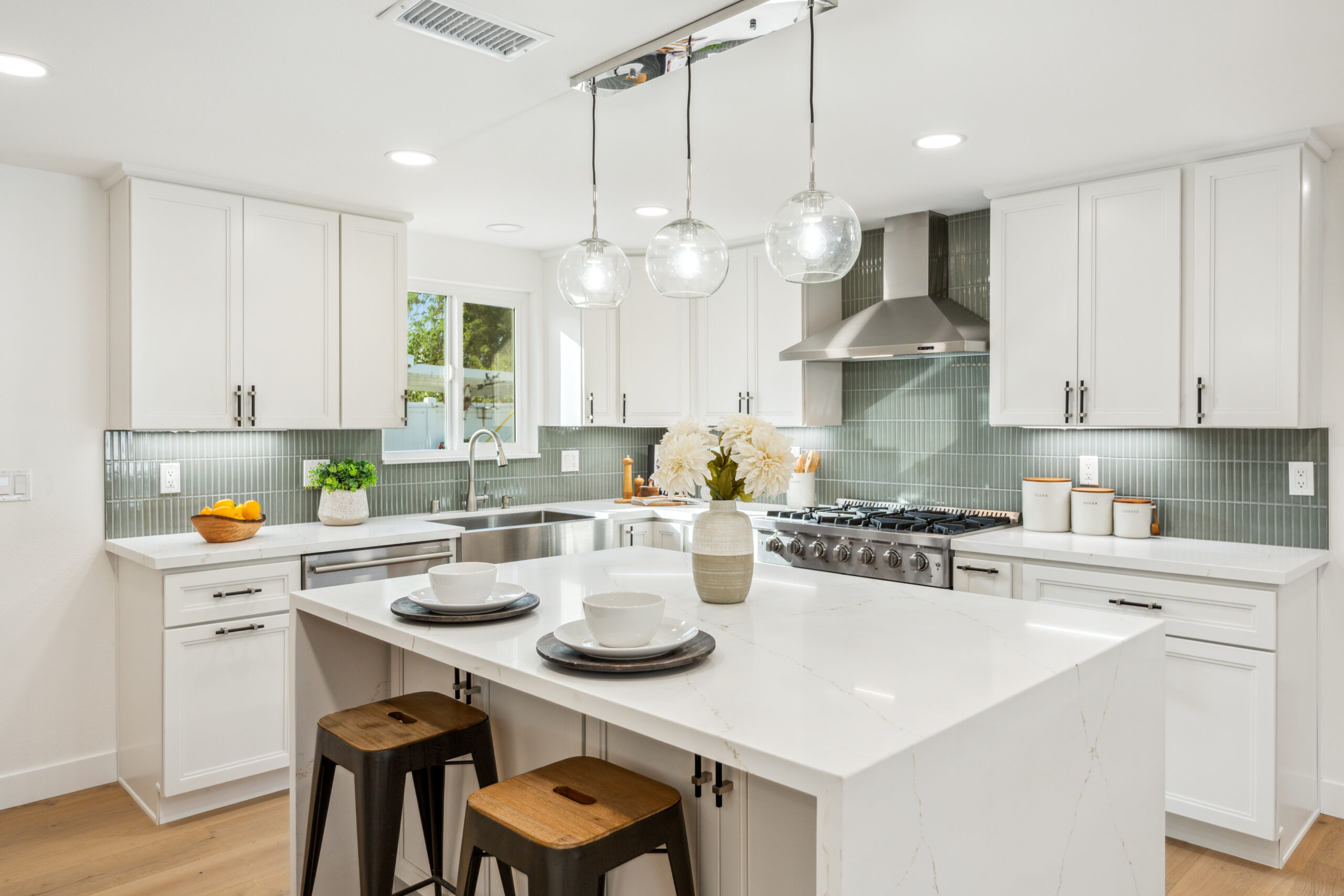 Modern Kitchens Remodeling By WM Construction