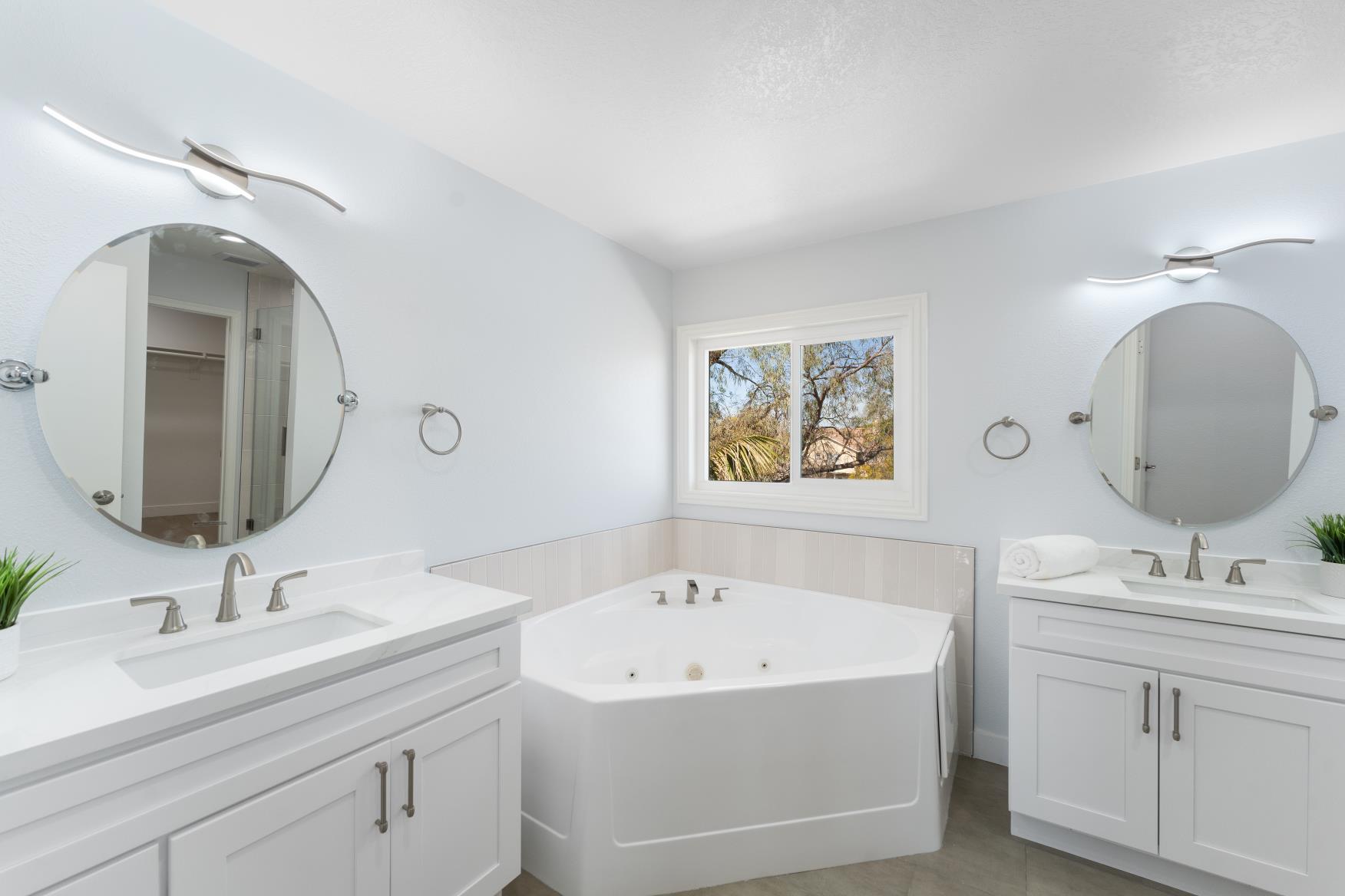 Traditional Bathroom remodeling WM construction